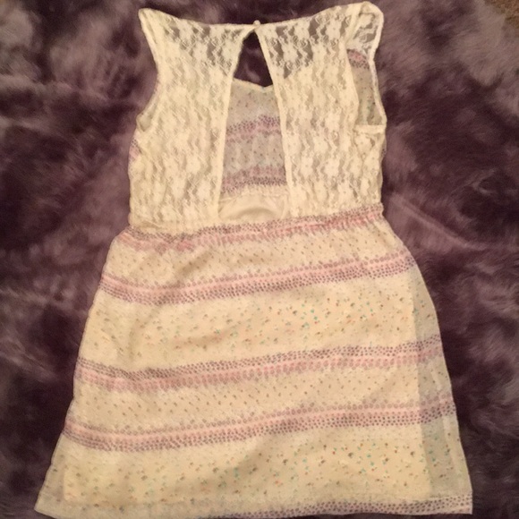 Entro Flower,  Open Back Sun Dress ☀️ - Picture 2 of 4